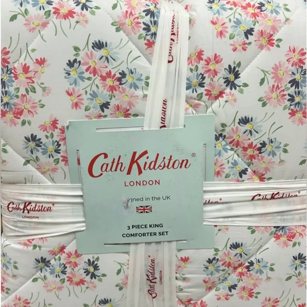 Cath Kidston Daisy Bouquet Multicolored Floral King Comforter Set 106”x92”